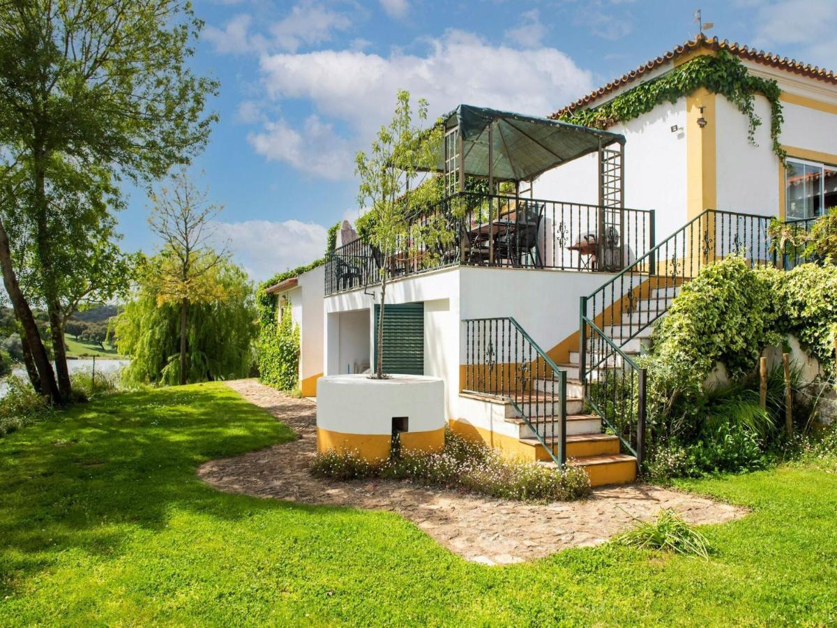 Villa House with authentic tiling&antique furniture à Montemor-o-Novo Extérieur photo