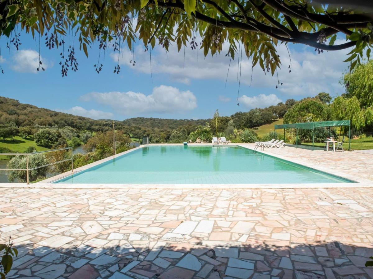 Villa House with authentic tiling&antique furniture à Montemor-o-Novo Extérieur photo