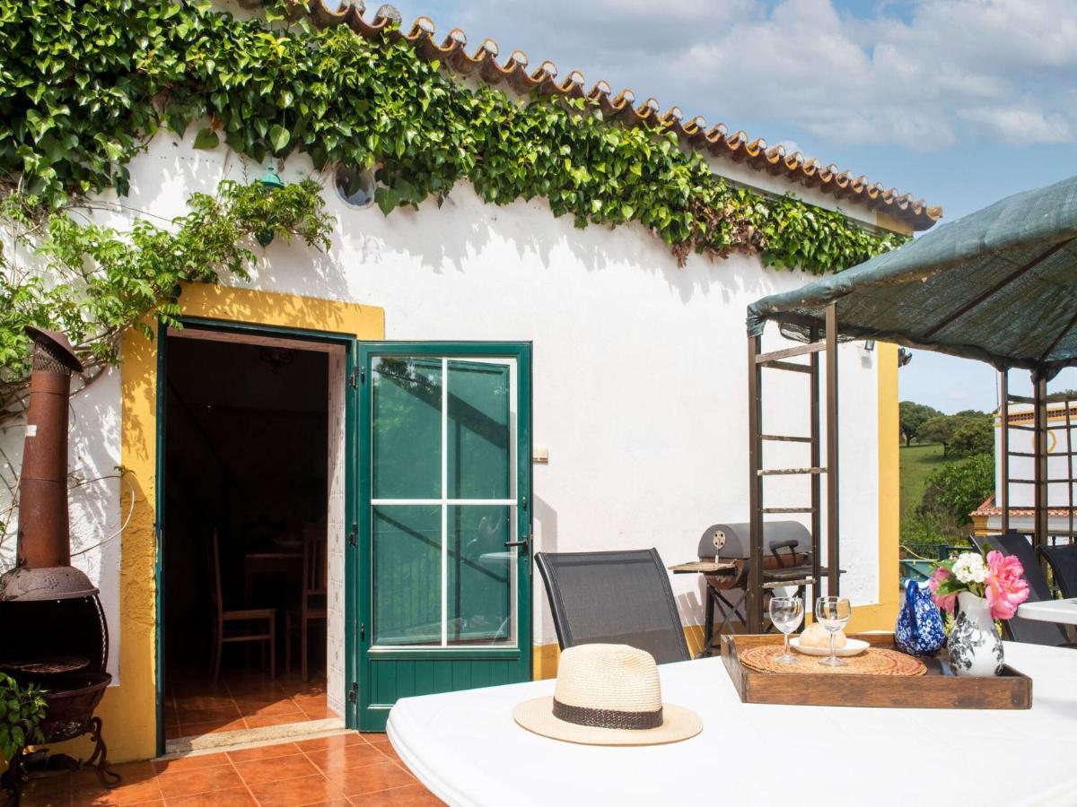 Villa House with authentic tiling&antique furniture à Montemor-o-Novo Extérieur photo