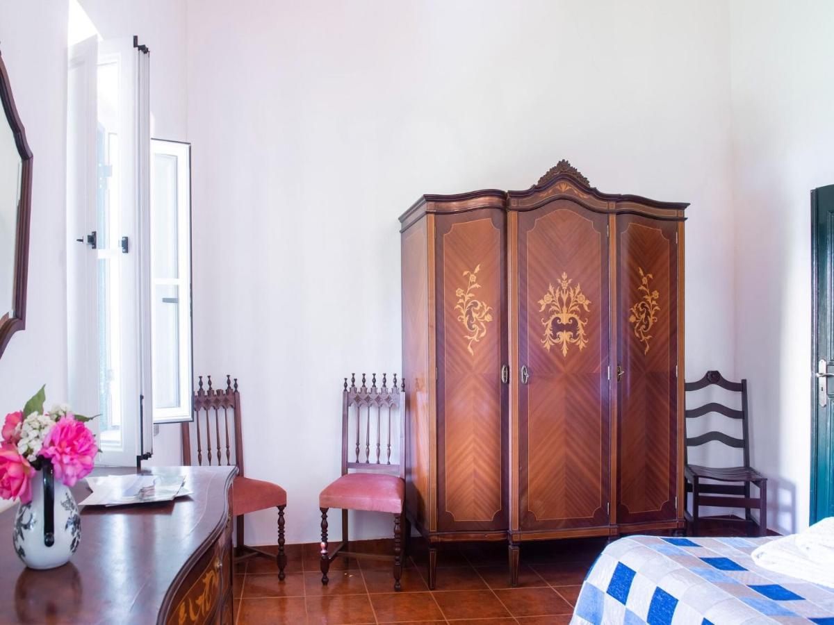 Villa House with authentic tiling&antique furniture à Montemor-o-Novo Extérieur photo